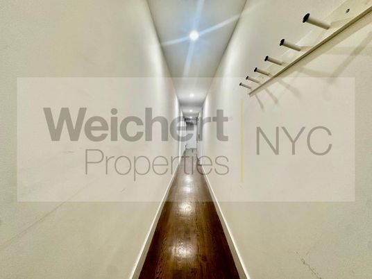 DE Listing image placeholder