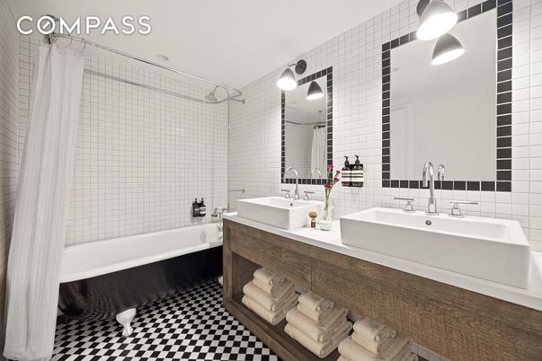 Bathroom, Dual Sink Vanities, Interior