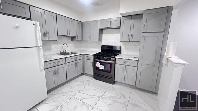 Interior, Kitchen, Marble, Recessed Lighting