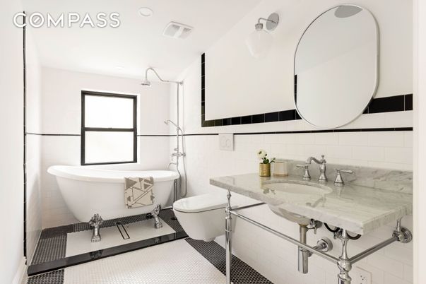 Bathroom, Free Standing Baths, Interior, Recessed Lighting