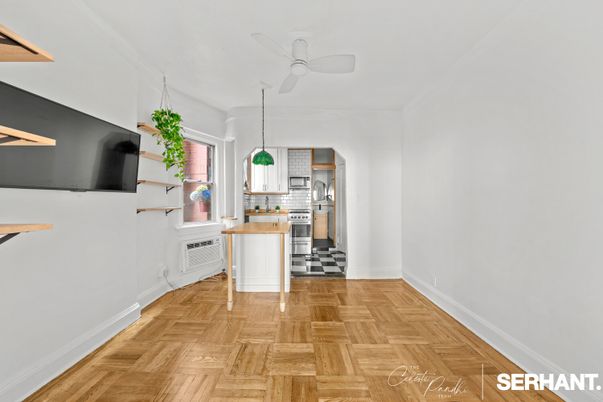 Interior, Kitchen, Pendant Lights, Wood Texture Flooring
