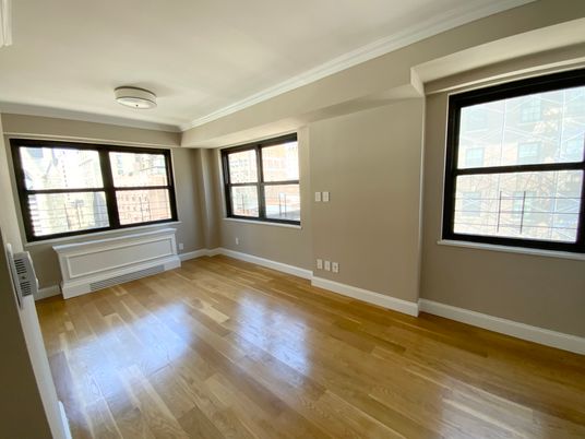 DE Listing image placeholder