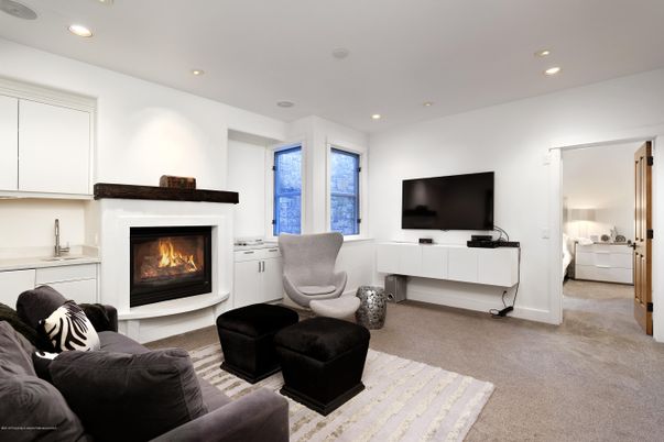 Fireplace, Interior, Living room, Recessed Lighting