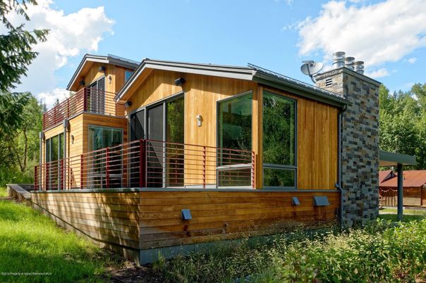 Backyard, Exterior, Facade, Modern