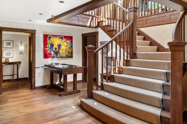 Interior, Pendant Lights, Recessed Lighting, Wood Texture Flooring