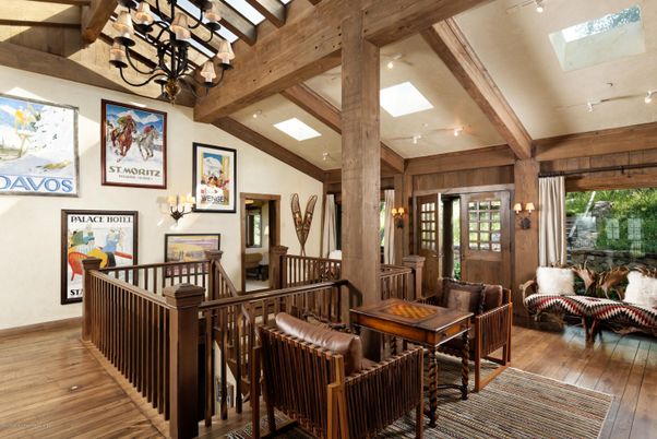 Chandelier, Dining room, Interior, Wooden Beams, Wood Texture Flooring, Wooden Walls