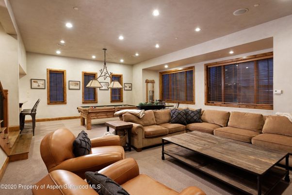 Billiard Table, Game Room, Interior, Living room, Pendant Lights, Recessed Lighting