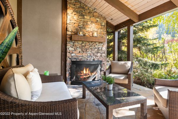 Exterior, Fireplace