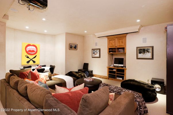 Interior, Living room, Recessed Lighting