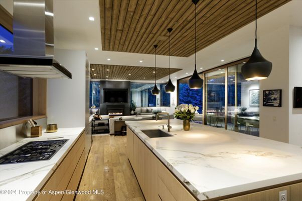 Interior, Kitchen, Living room, Pendant Lights, Recessed Lighting, Stainless Steel Appliances, Wooden Ceilings, Wood Texture Flooring