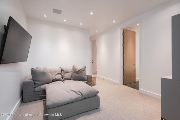 Interior, Recessed Lighting