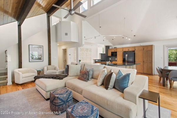Dining room, Interior, Kitchen, Living room, Pendant Lights, Stainless Steel Appliances, Wooden Beams, Wooden Ceilings, Wood Texture Flooring