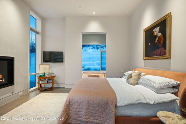 Bedroom, Fireplace, Interior, Recessed Lighting, Wood Texture Flooring