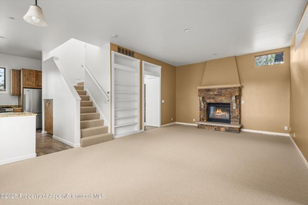 Empty room, Fireplace, Interior, Kitchen, Recessed Lighting