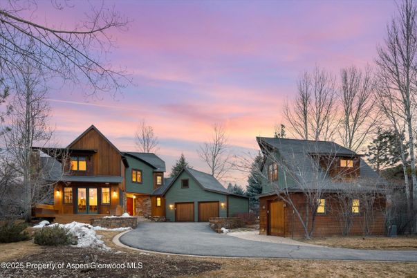 Attached, Exterior, Facade, Log Home