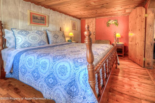 Bedroom, Interior, Wooden Ceilings, Wood Texture Flooring