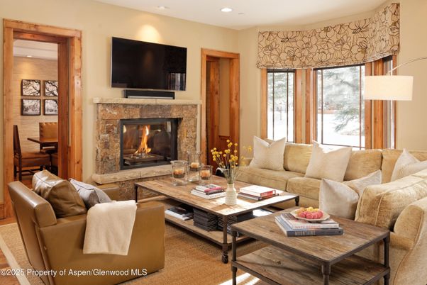 Fireplace, Interior, Living room, Recessed Lighting