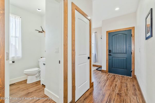 Bathroom, Interior, Recessed Lighting, Wood Texture Flooring