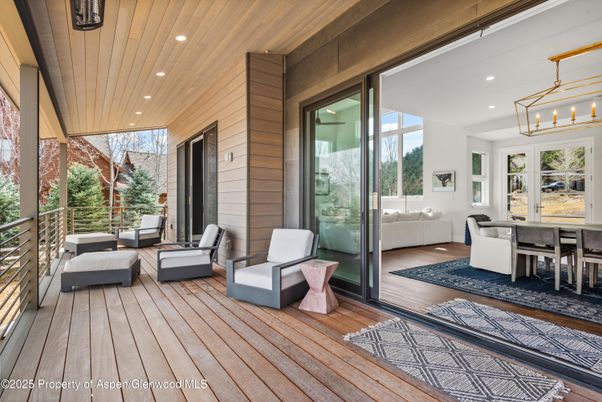 Dining room, Interior, Living room, Pendant Lights, Recessed Lighting, Wooden Ceilings, Wood Texture Flooring