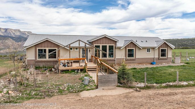 Backyard, Exterior, Facade, Farmhouse