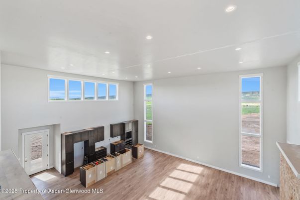Empty room, Interior, Recessed Lighting, Wood Texture Flooring