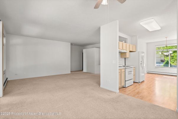 Empty room, Interior, Kitchen, Wood Texture Flooring