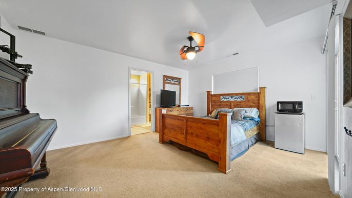 Bedroom, Interior, Piano