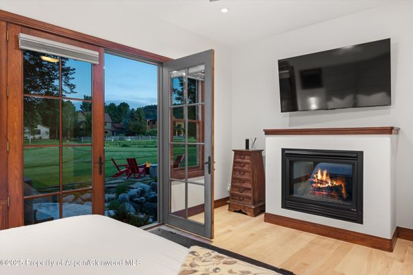 Fireplace, Interior, Recessed Lighting, Wood Texture Flooring