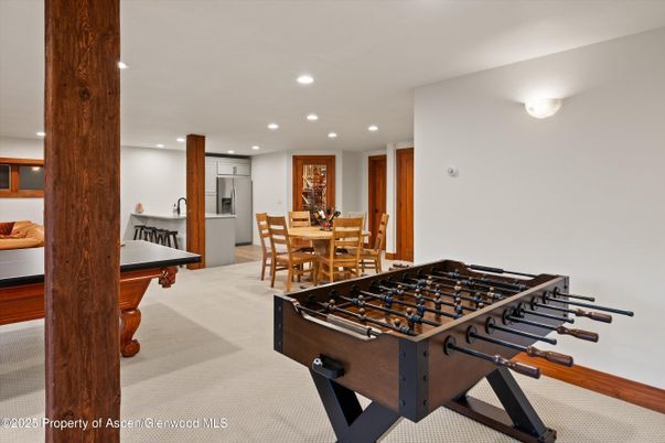 Dining room, Game Room, Interior, Recessed Lighting