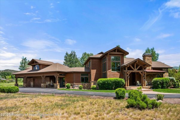 Backyard, Exterior, Facade, Log Home