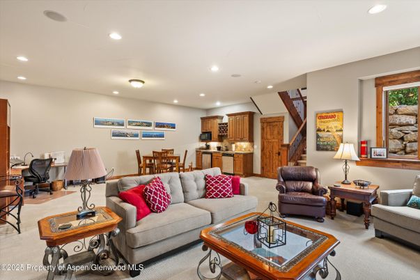 Dining room, Interior, Living room, Recessed Lighting