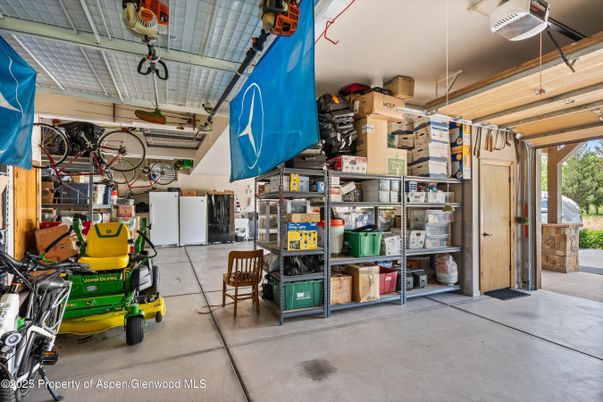 Garage, Interior