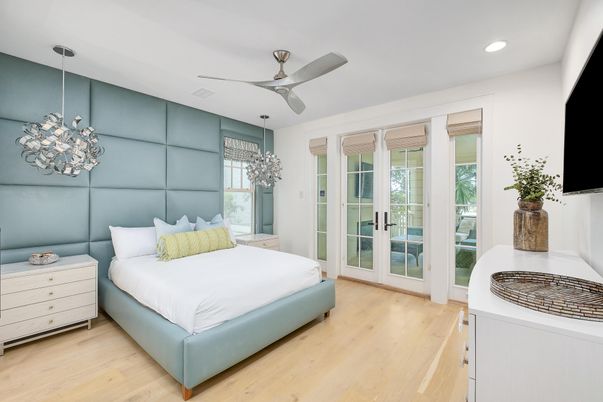 Bedroom, Interior, Pendant Lights, Recessed Lighting, Wood Texture Flooring
