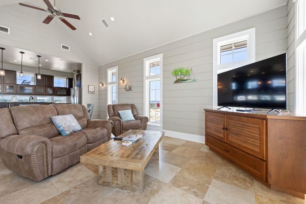 Interior, Kitchen, Living room, Pendant Lights, Recessed Lighting