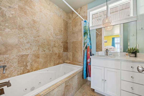 Bathroom, Interior, Pendant Lights