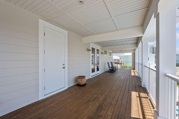 Exterior, Wood Texture Flooring