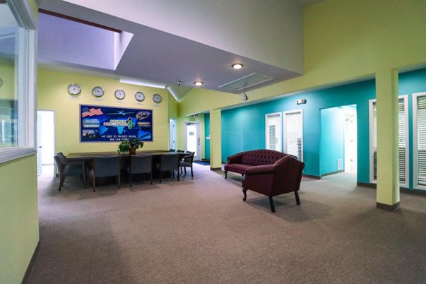 Dining room, Interior, Recessed Lighting