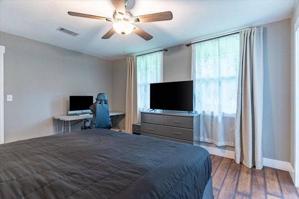 Bedroom, Home Office, Interior, Wood Texture Flooring