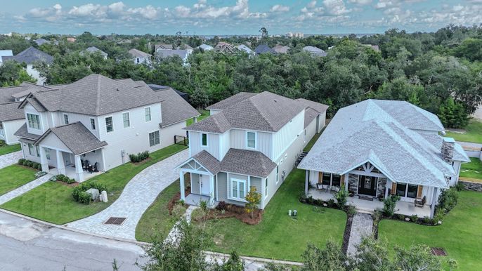 Exterior, Drone