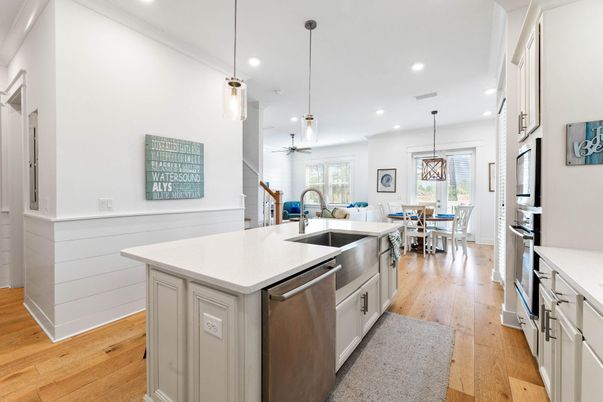 Dining room, Interior, Kitchen, Pendant Lights, Recessed Lighting, Wood Texture Flooring