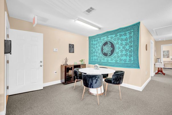 Dining room, Interior
