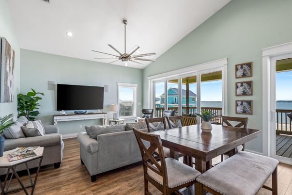 Dining room, Interior, Living room, Pendant Lights, Recessed Lighting, Water, Wood Texture Flooring