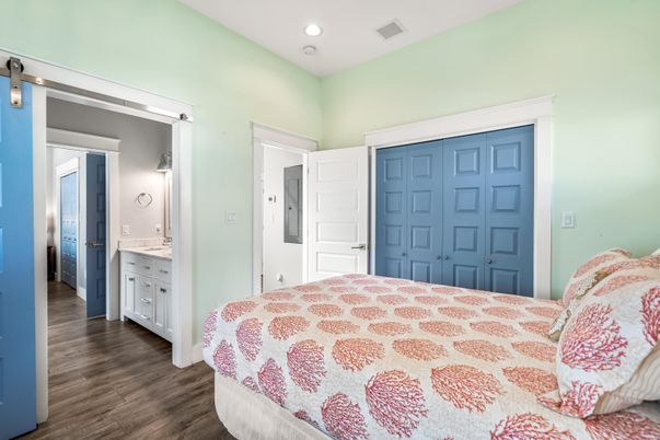 Bathroom, Bedroom, Interior, Recessed Lighting, Wood Texture Flooring