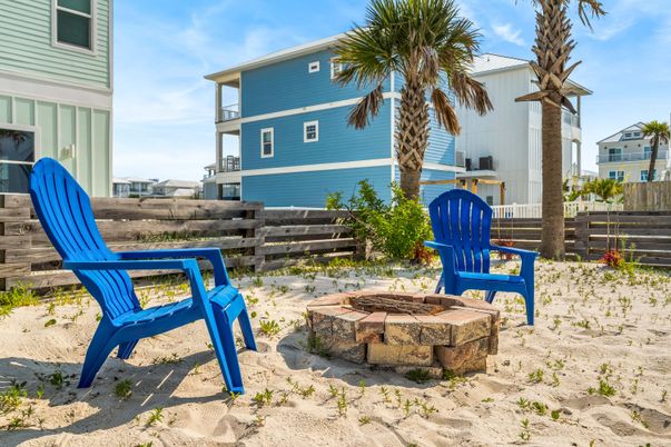 Backyard, Exterior, Playground