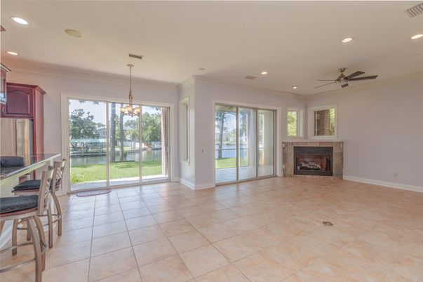 Empty room, Fireplace, Interior, Pendant Lights, Recessed Lighting