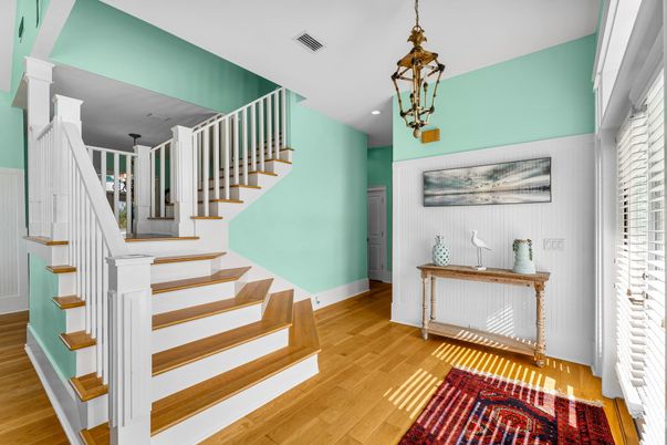 Interior, Pendant Lights, Recessed Lighting, Wood Texture Flooring