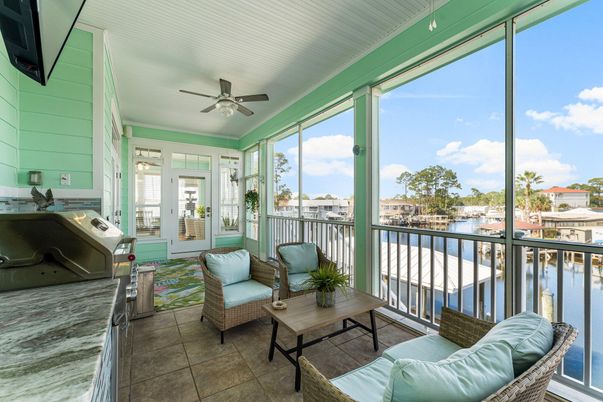 Interior, Sun Room, Water