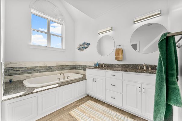 Bathroom, Dual Sink Vanities, Interior, Wood Texture Flooring