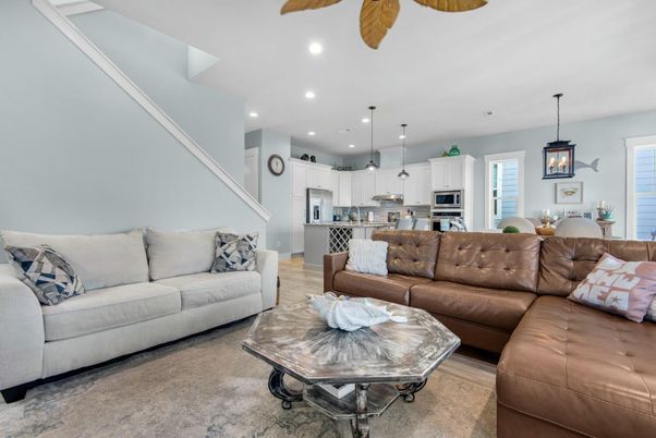 Dining room, Interior, Kitchen, Living room, Pendant Lights, Recessed Lighting, Stainless Steel Appliances, Wood Texture Flooring