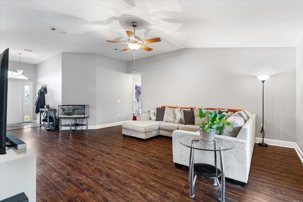 Interior, Living room, Pendant Lights, Wood Texture Flooring